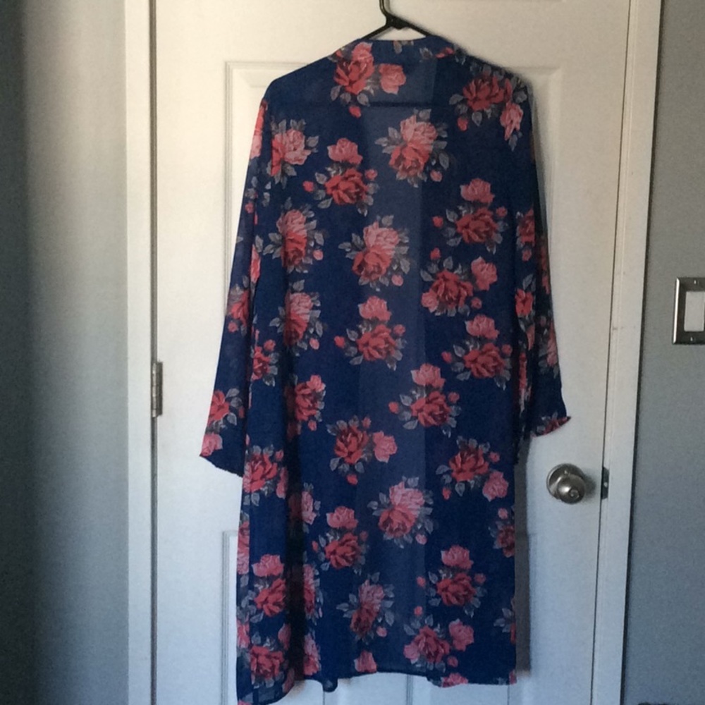 Boho Shear Tunic - Picture 4 of 4